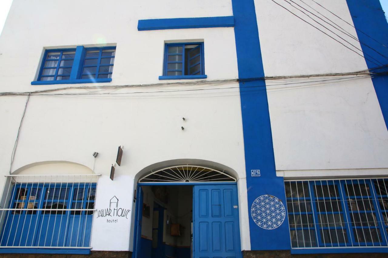 Jaguar House Hostel Cochabamba Exterior photo