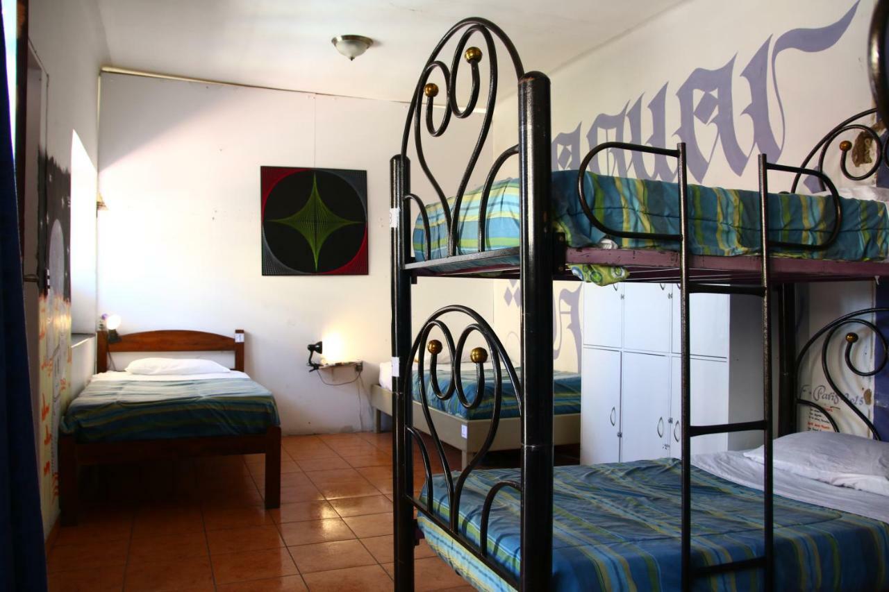 Jaguar House Hostel Cochabamba Exterior photo